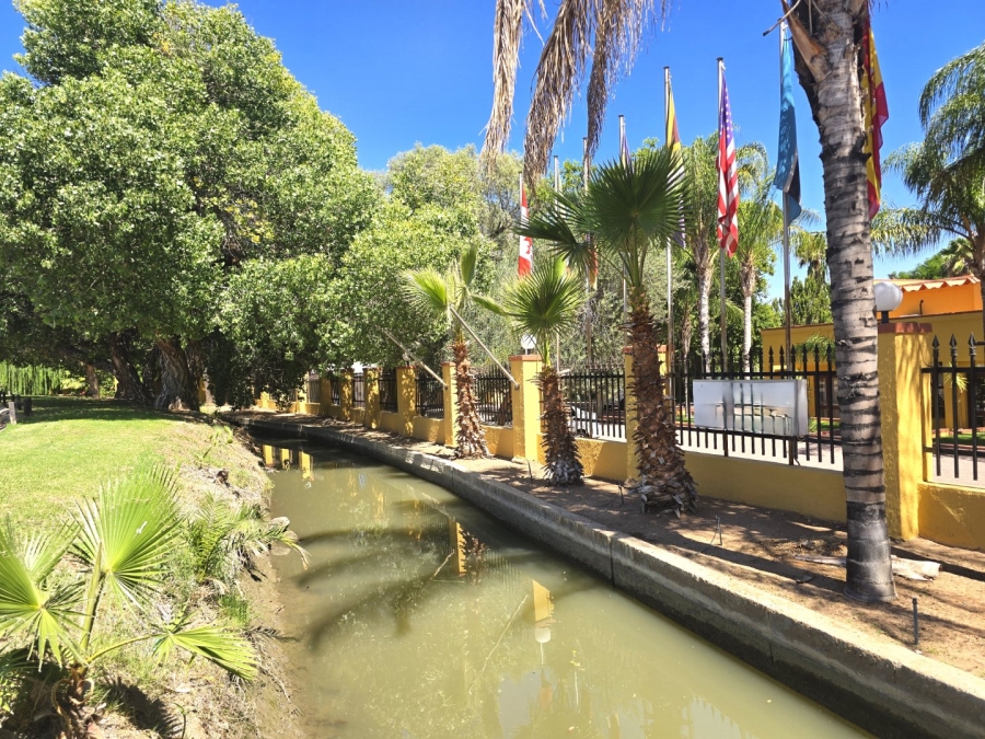 Commercial Property for Sale in Middelpos Northern Cape